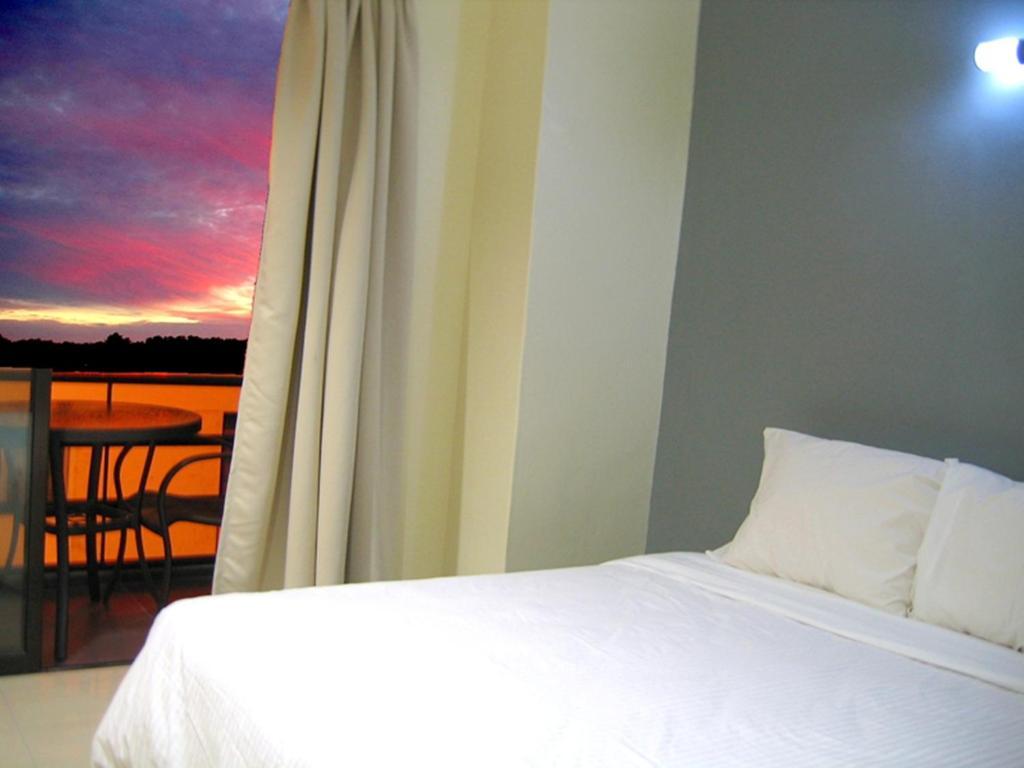 Hotel Time Johor Bahru Pokój zdjęcie